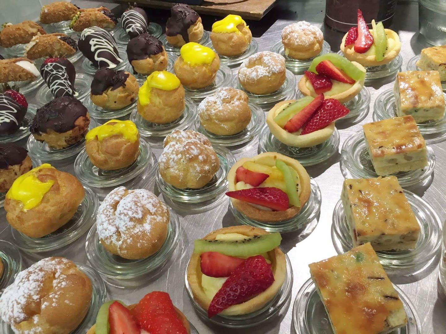 TORTAS Y DULCES LALO E CATERING Y BUFFET SOLO A ROMA · Foto 1